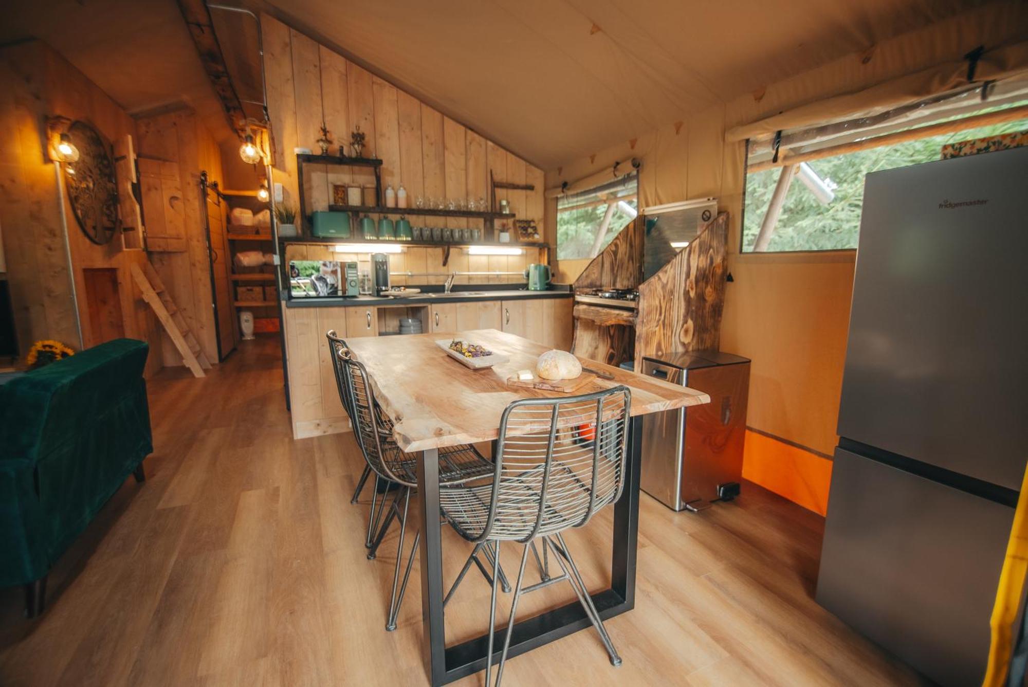 Cosy Forest Lodge Penrhos  Dış mekan fotoğraf